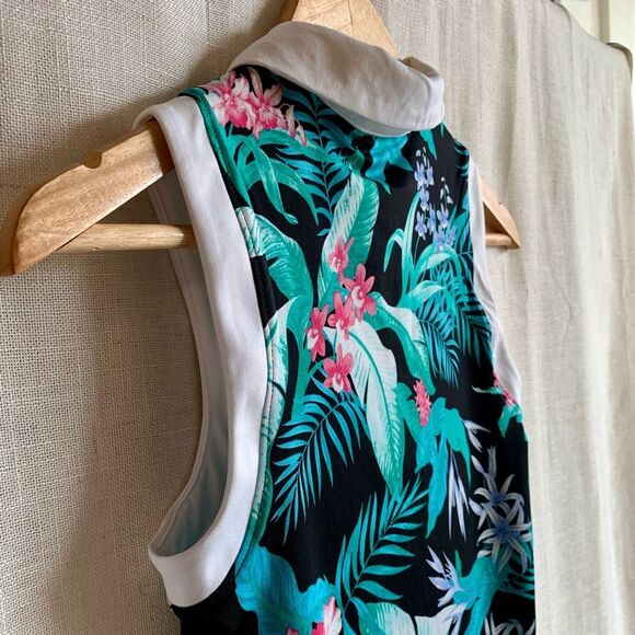 NWT Tommy Bahama Sleeveless Polo Tank Top Size XS Preppy Tropical Golf Top - Picture 15 of 15